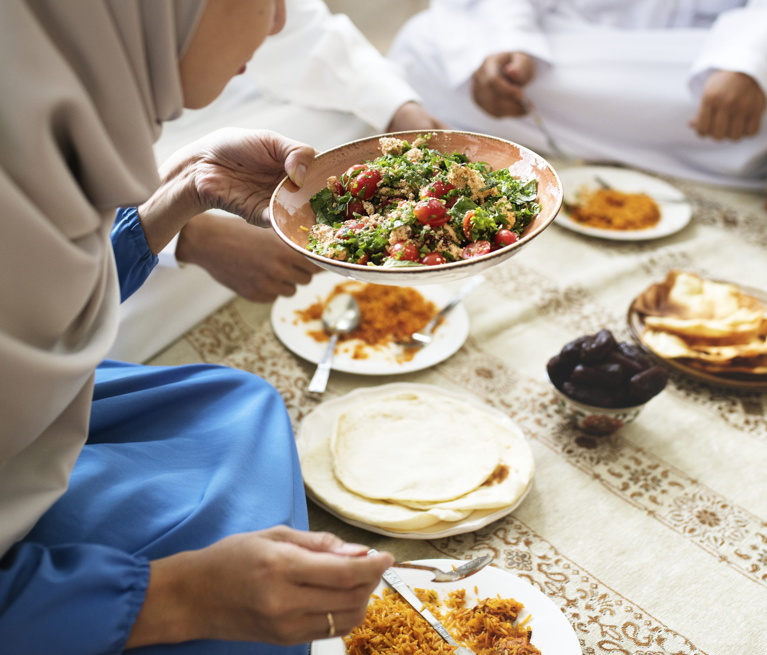 How to Maintain a Healthy Halal Diet